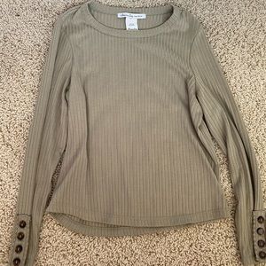 Women’s sweater shirt